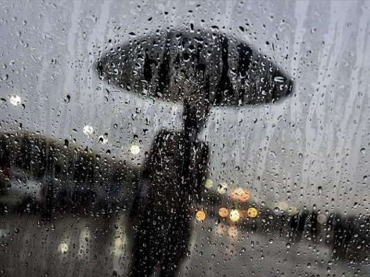 मॉनसून में बढ़ सकता है कोरोना से खतरा rain