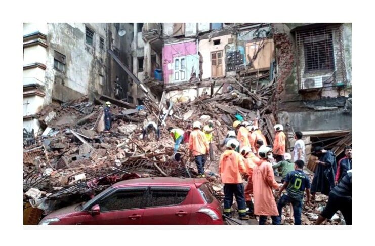 the-two-story-building-in-mumbai-suddenly-collapsed-late-night